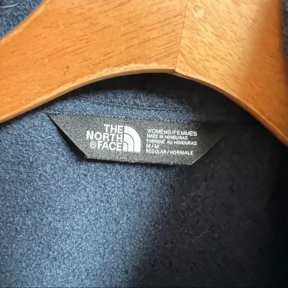 The North Face Women’s Fleece - Picture 6 of 6